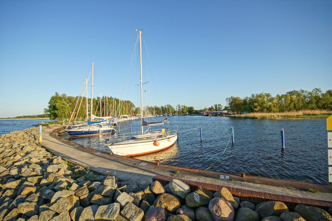 Villa Stettiner Haff Nebengebaeude à Mönkebude Extérieur photo